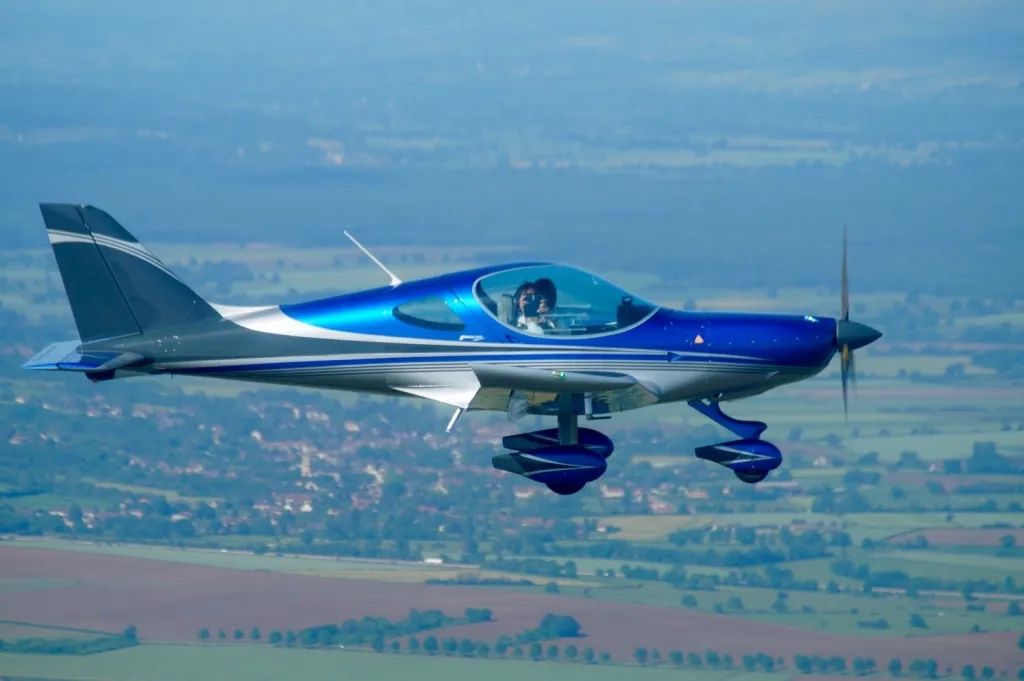 A vendre : Multiaxe - Tr&egrave;s bon &eacute;tat - XL8 BRISTELL 2016 120 000&euro;